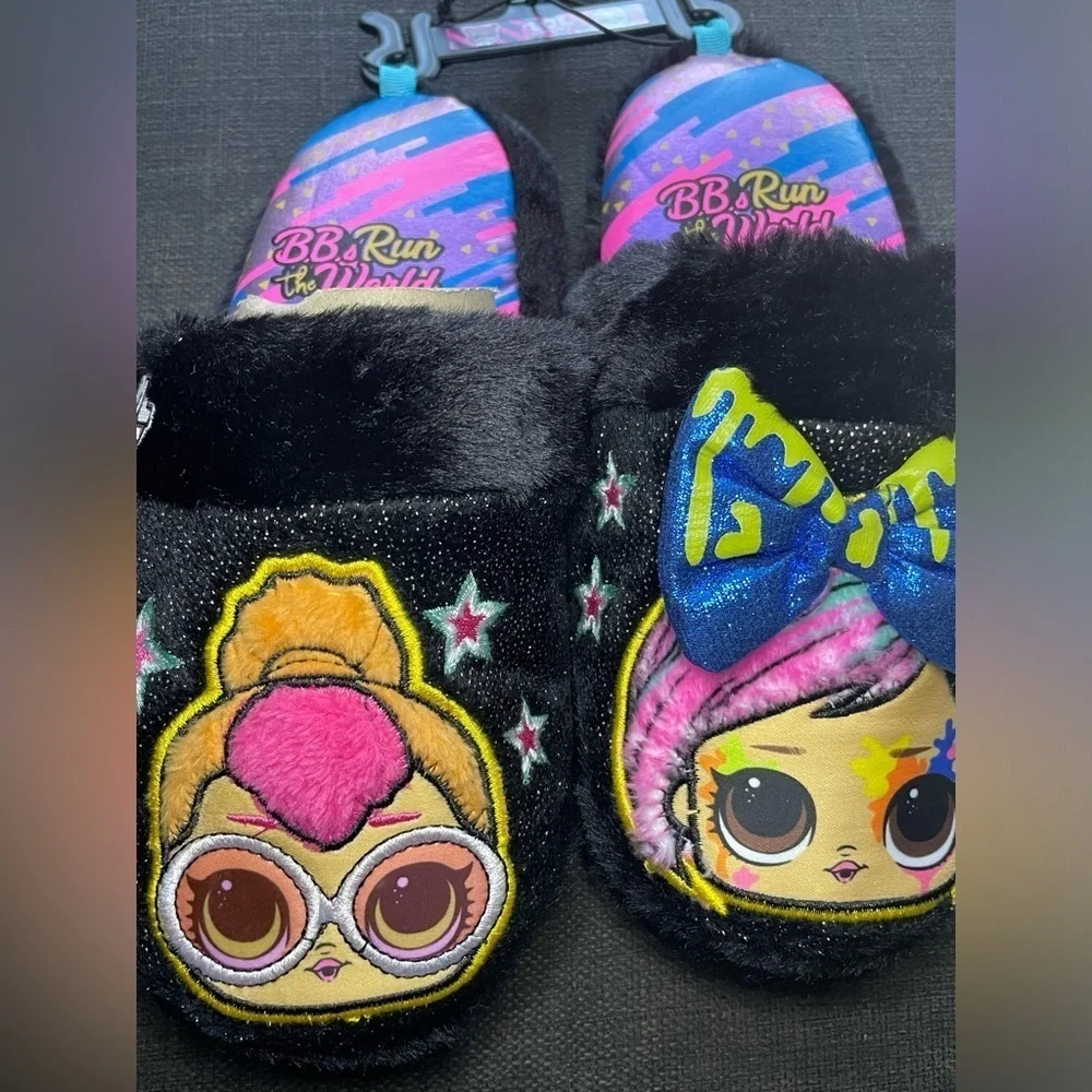 L.O.L. Surprise! cozy slippers